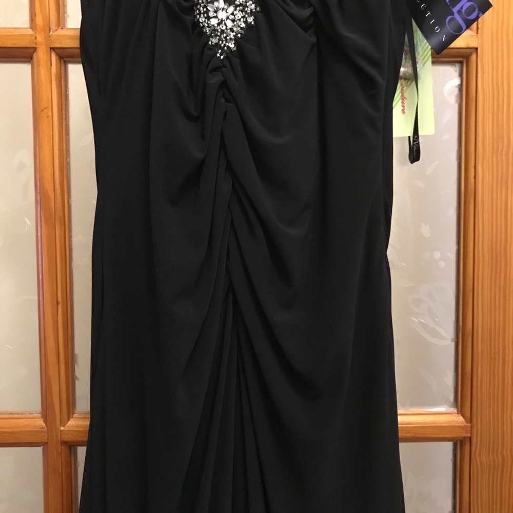 NWT Gorgeous NV Couture Evening Gown - Picture 6 of 11